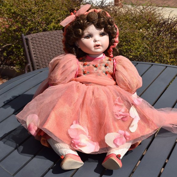Marie Osmand Limited Edition Baby Doll, Unused, 25" x 13" - Picture 4 of 10
